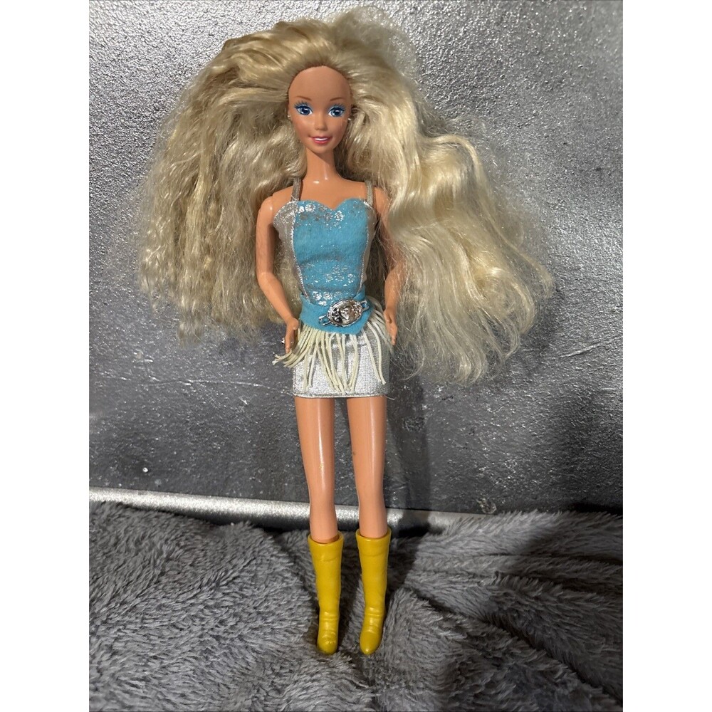 1993 Western Stampin’ Barbie Doll #10293 Mattel Vintage Cowgirl No Coat Dif Boot